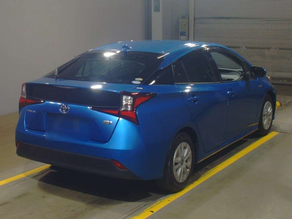 2019 Toyota Prius ZVW51[1]