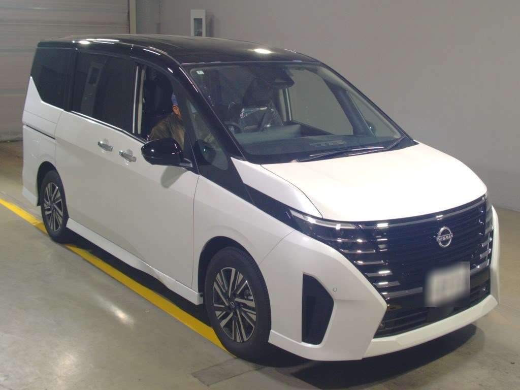 2024 Nissan Serena GFC28[2]