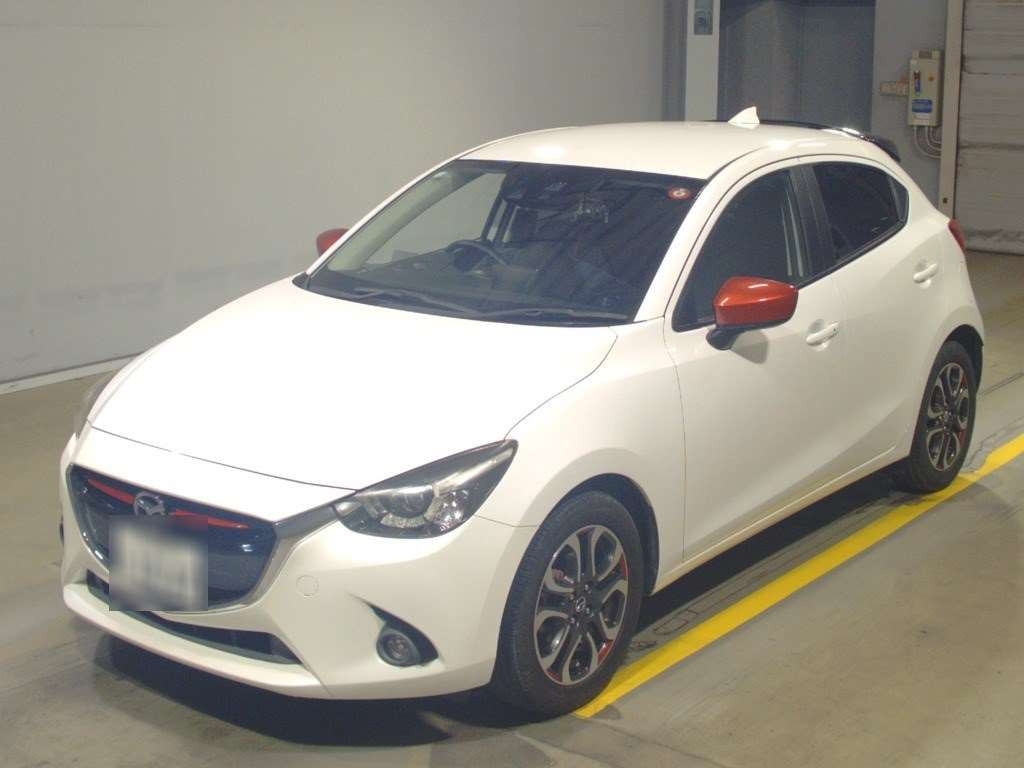 2016 Mazda Demio DJ5FS[0]