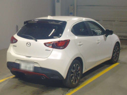 2016 Mazda Demio