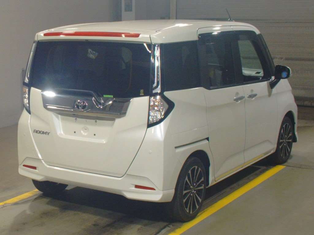 2022 Toyota Roomy M900A[1]