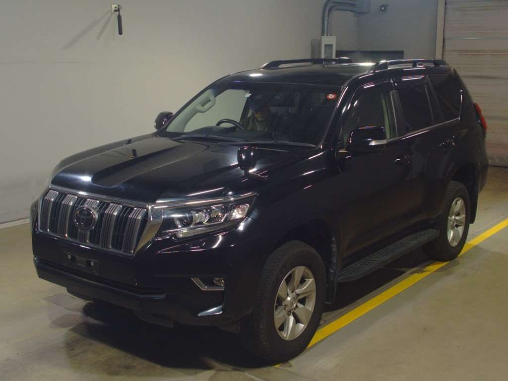 2017 Toyota Land Cruiser Prado TRJ150W[0]