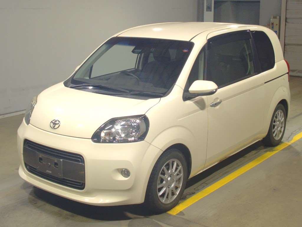 2016 Toyota Porte NSP141[0]