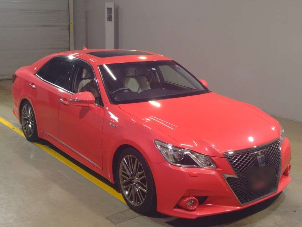 2013 Toyota Crown Hybrid AWS210[2]