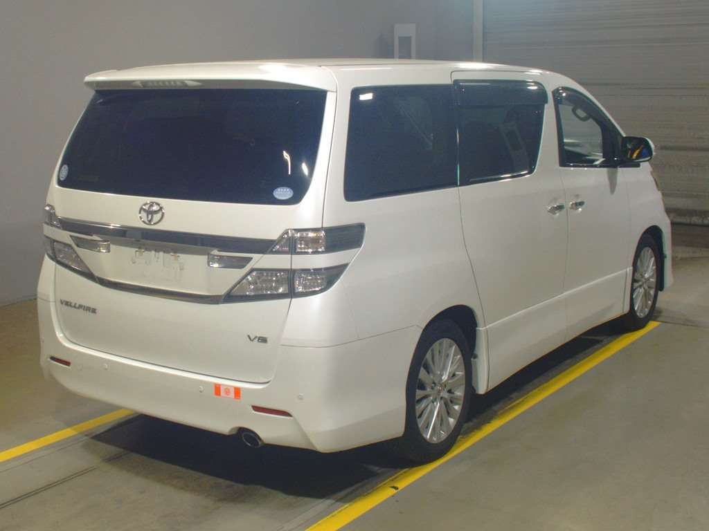 2012 Toyota Vellfire GGH20W[1]