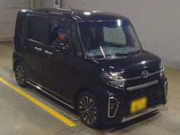 2019 Daihatsu Tanto Custom