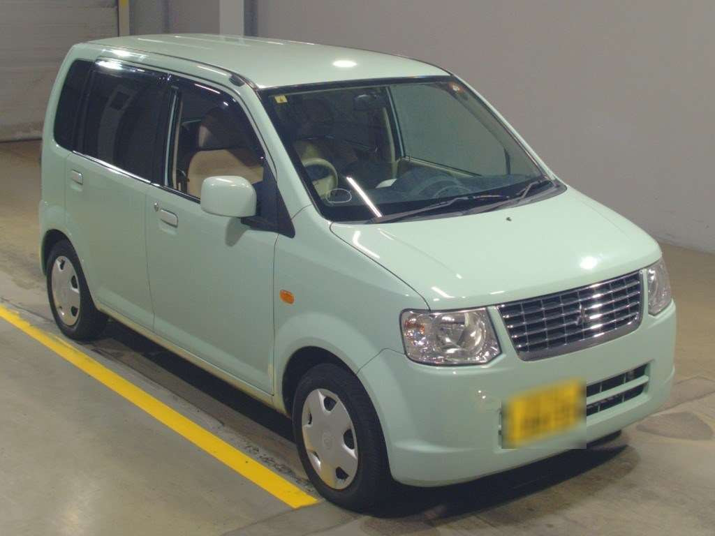 2010 Mitsubishi eK Wagon H82W[2]