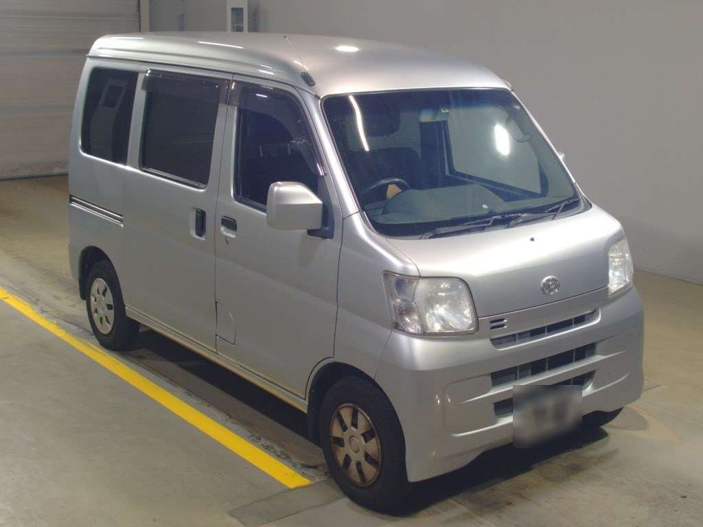 2017 Daihatsu Hijet Cargo S321V[2]