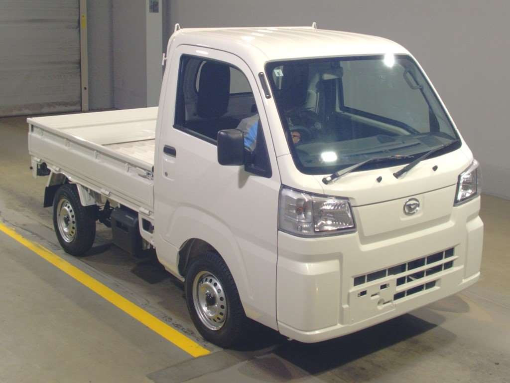 2024 Daihatsu Hijet Truck S510P[2]