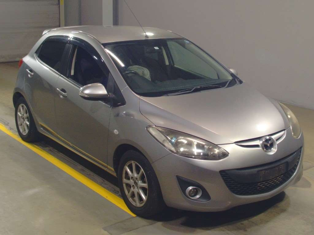 2013 Mazda Demio DEJFS[2]