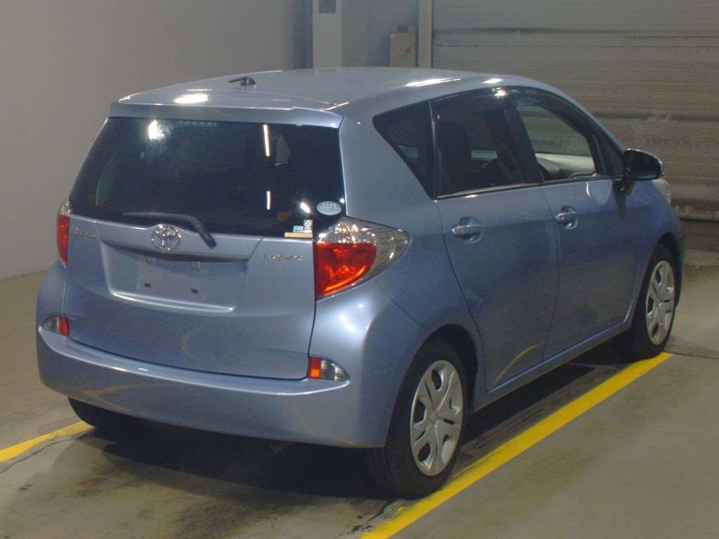 2013 Toyota Ractis NSP120[1]