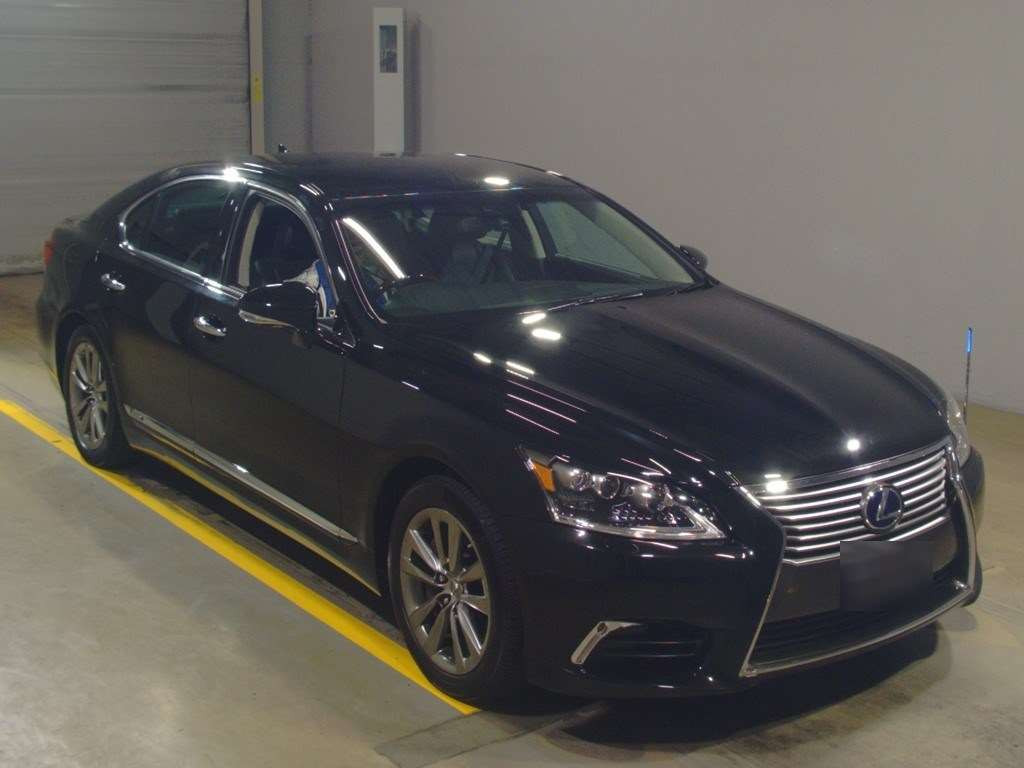 2013 Lexus LS UVF45[2]