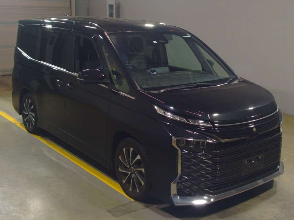 2022 Toyota Voxy MZRA90W[2]