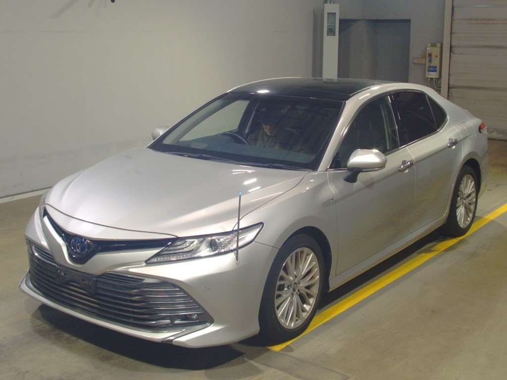 2017 Toyota Camry AXVH70[0]