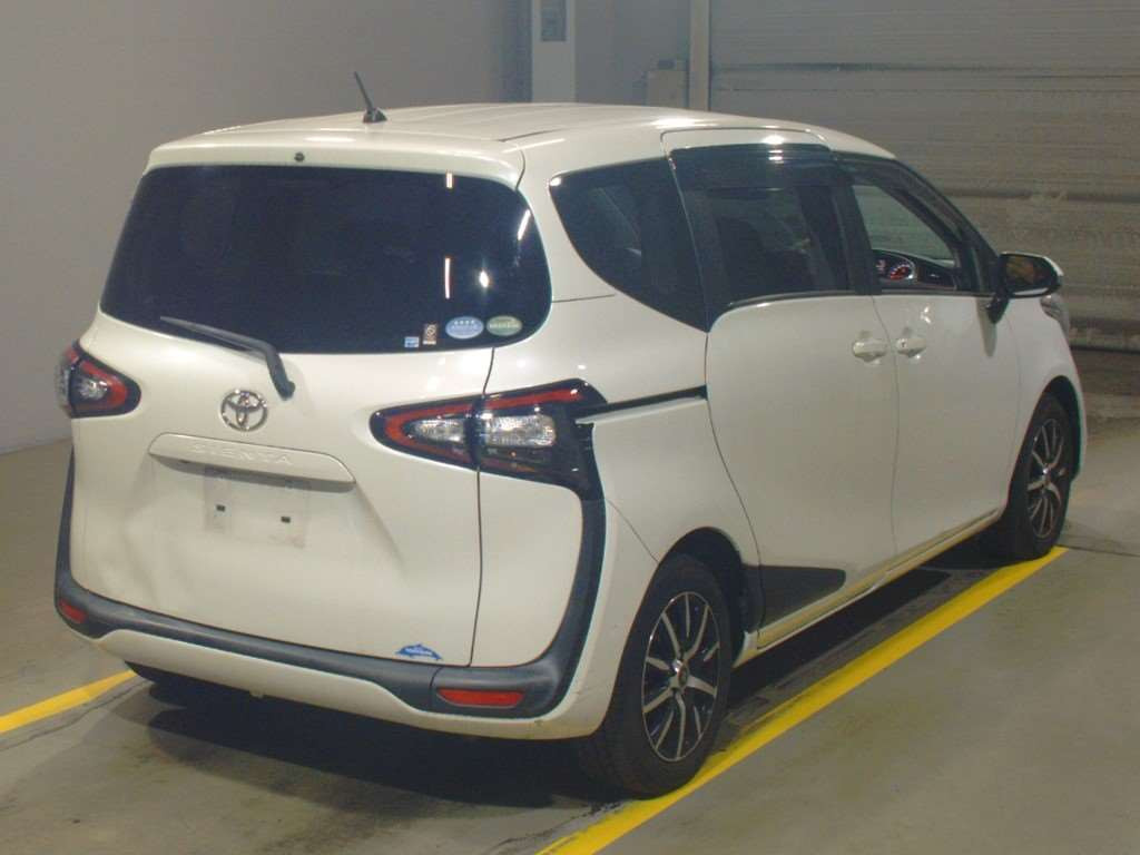 2016 Toyota Sienta NSP170G[1]