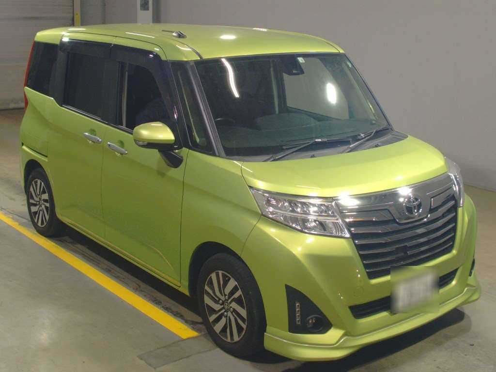 2018 Toyota Roomy M900A[2]