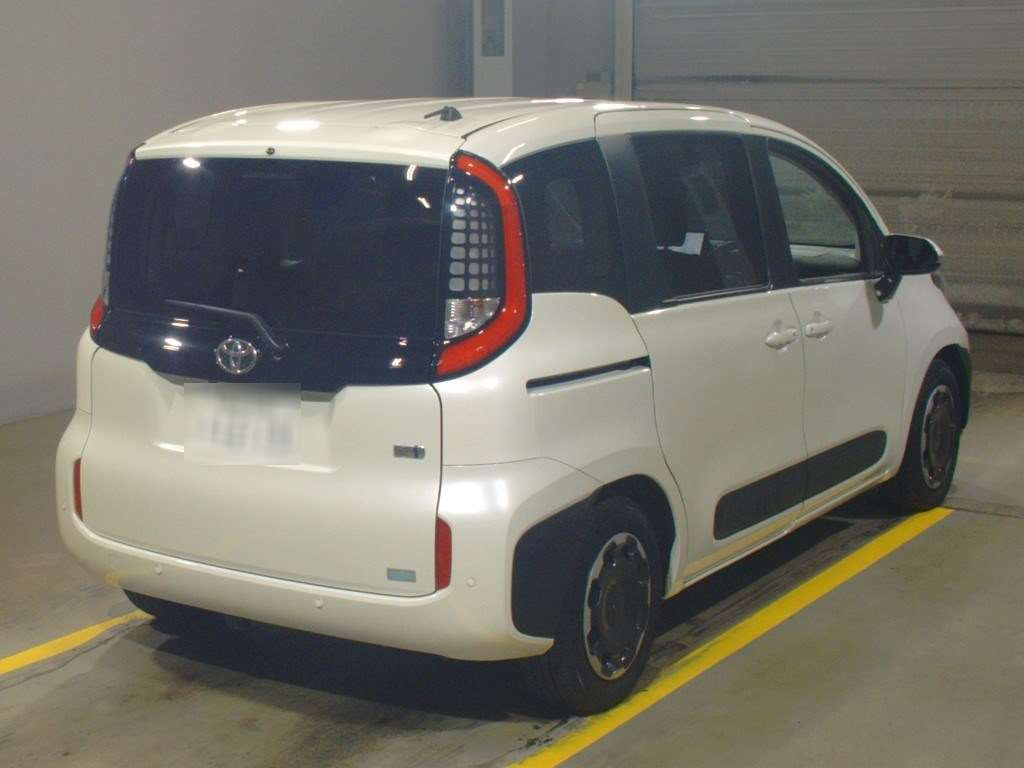 2023 Toyota Sienta MXPL10G[1]