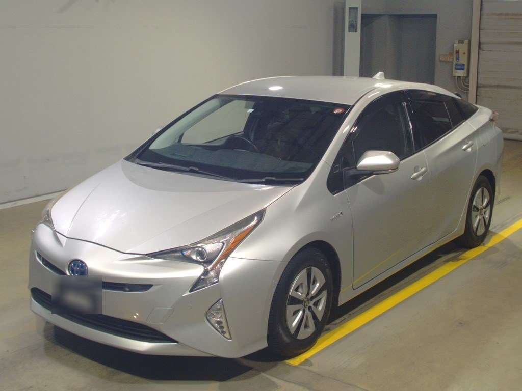 2016 Toyota Prius ZVW51[0]