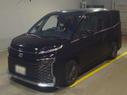 2022 Toyota Voxy