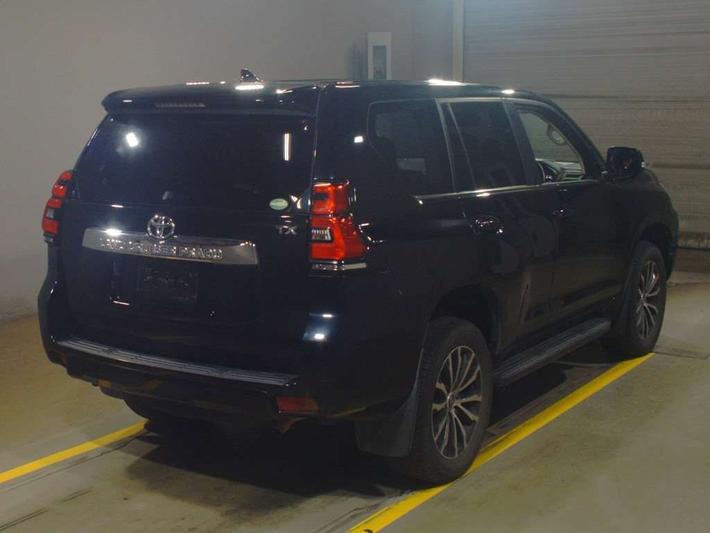 2018 Toyota Land Cruiser Prado GDJ150W[1]