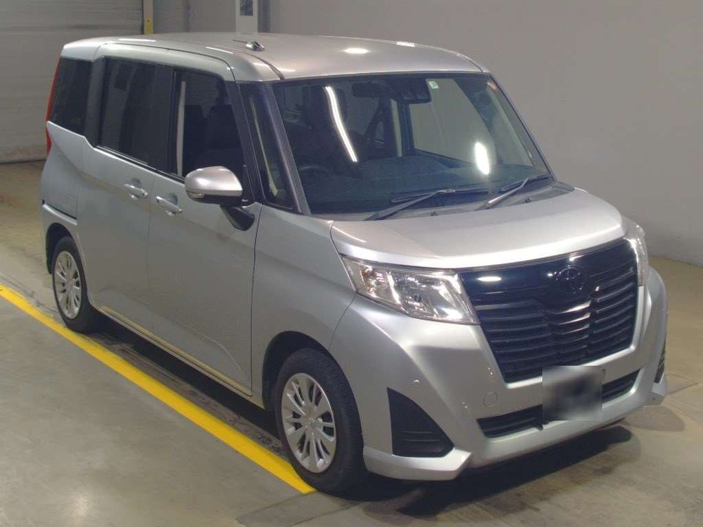 2019 Toyota Roomy M910A[2]