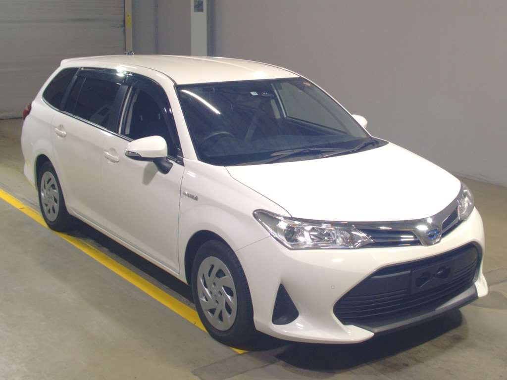 2019 Toyota Corolla Fielder NKE165G[2]