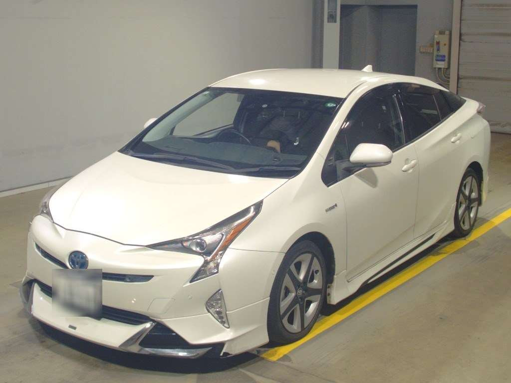 2017 Toyota Prius ZVW51[0]