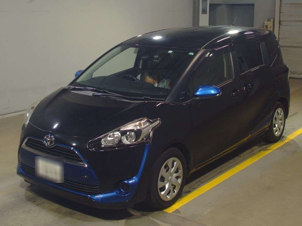 2017 Toyota Sienta NSP170G[0]