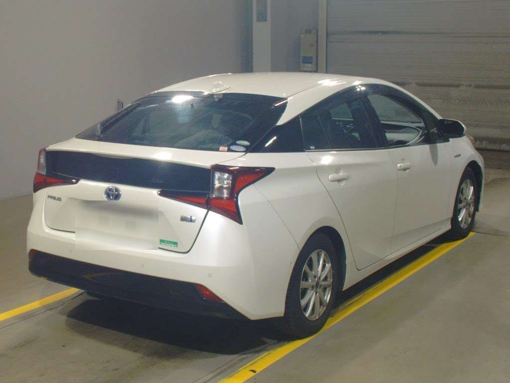 2020 Toyota Prius ZVW51[1]