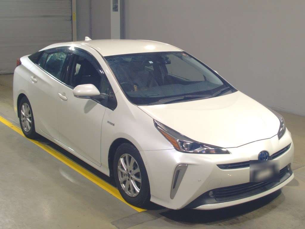 2020 Toyota Prius ZVW51[2]