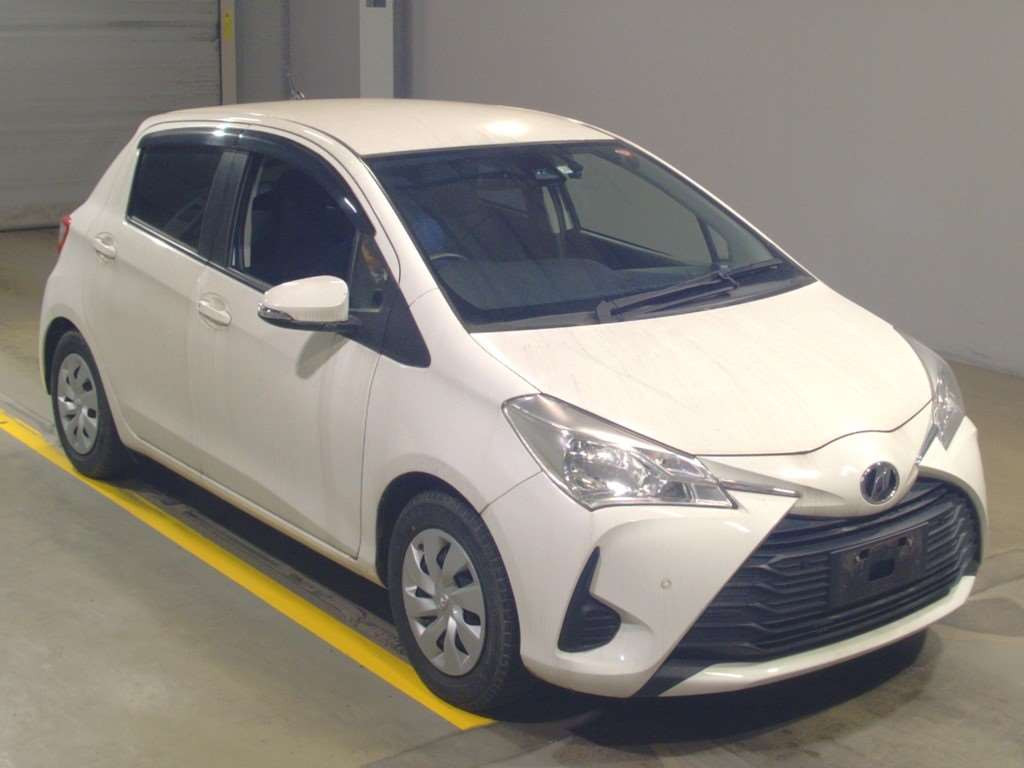 2019 Toyota Vitz NSP130[2]