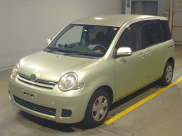 2010 Toyota Sienta