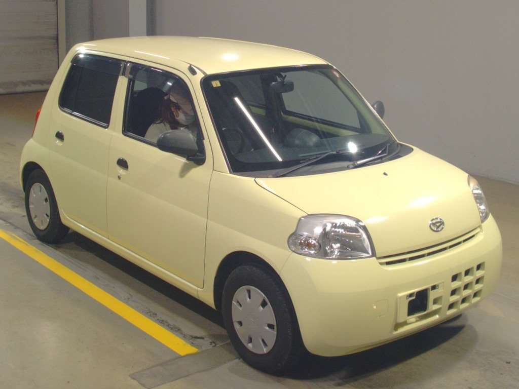 2008 Daihatsu Esse L235S[2]