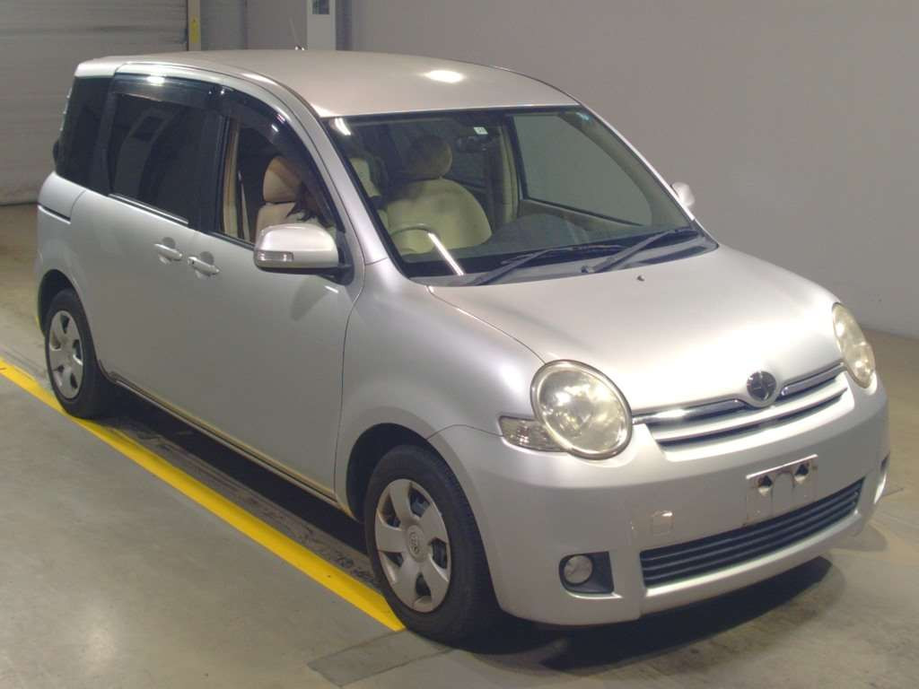 2009 Toyota Sienta NCP81G[2]