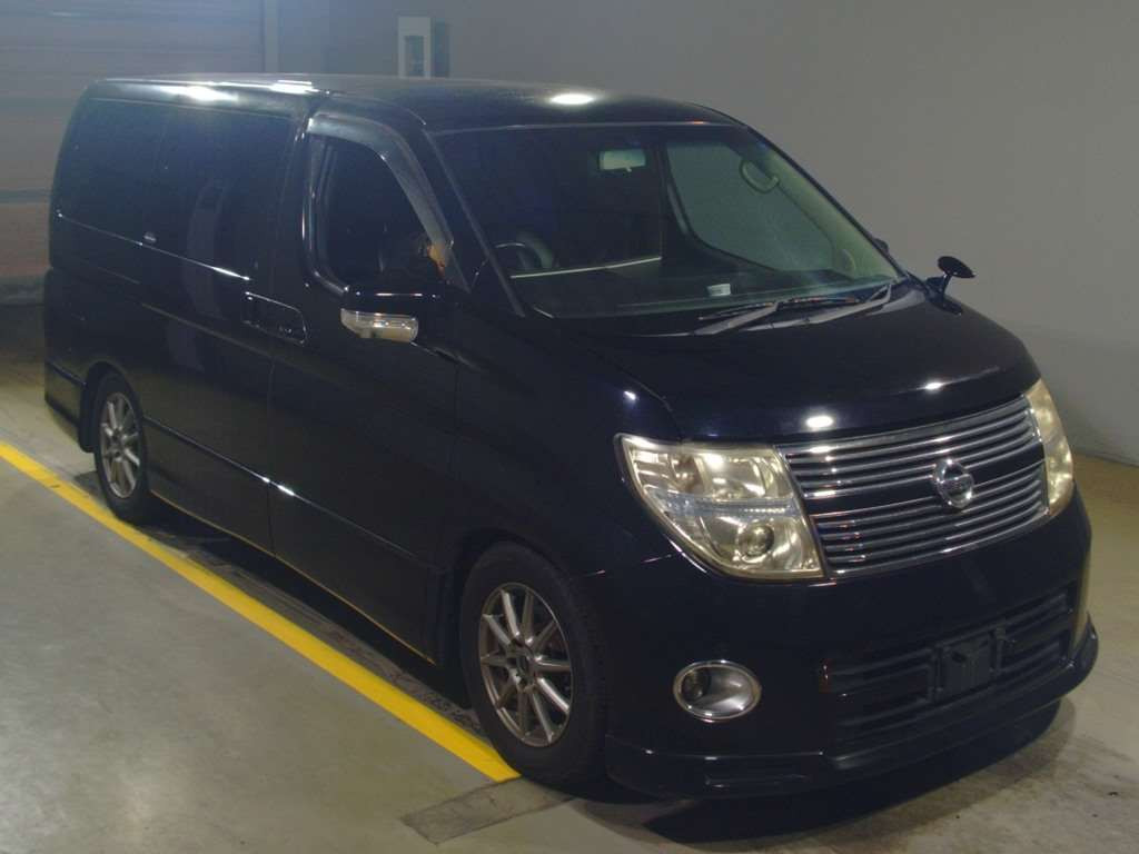 2007 Nissan Elgrand E51[2]