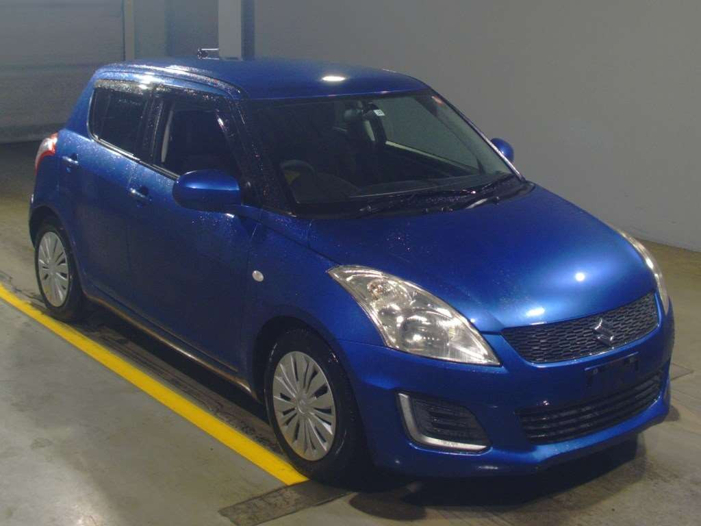 2015 Suzuki Swift ZC72S[2]