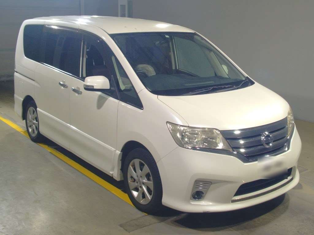 2011 Nissan Serena FC26[2]