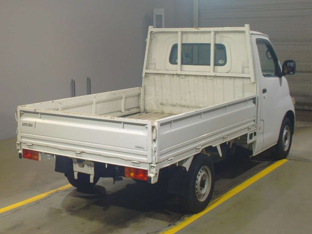 2009 Toyota Liteace Truck S402U[1]