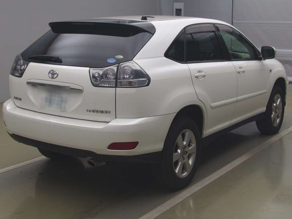 2005 Toyota Harrier ACU35W[1]