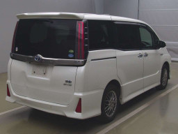 2019 Toyota Noah