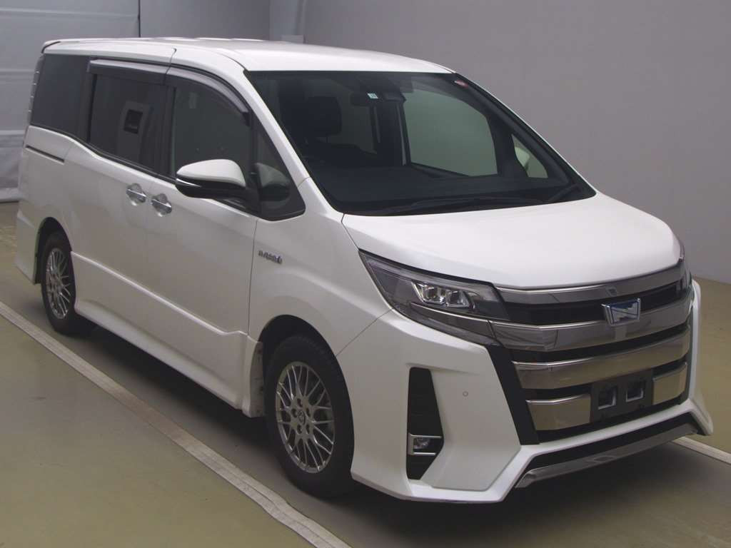 2019 Toyota Noah ZWR80W[2]