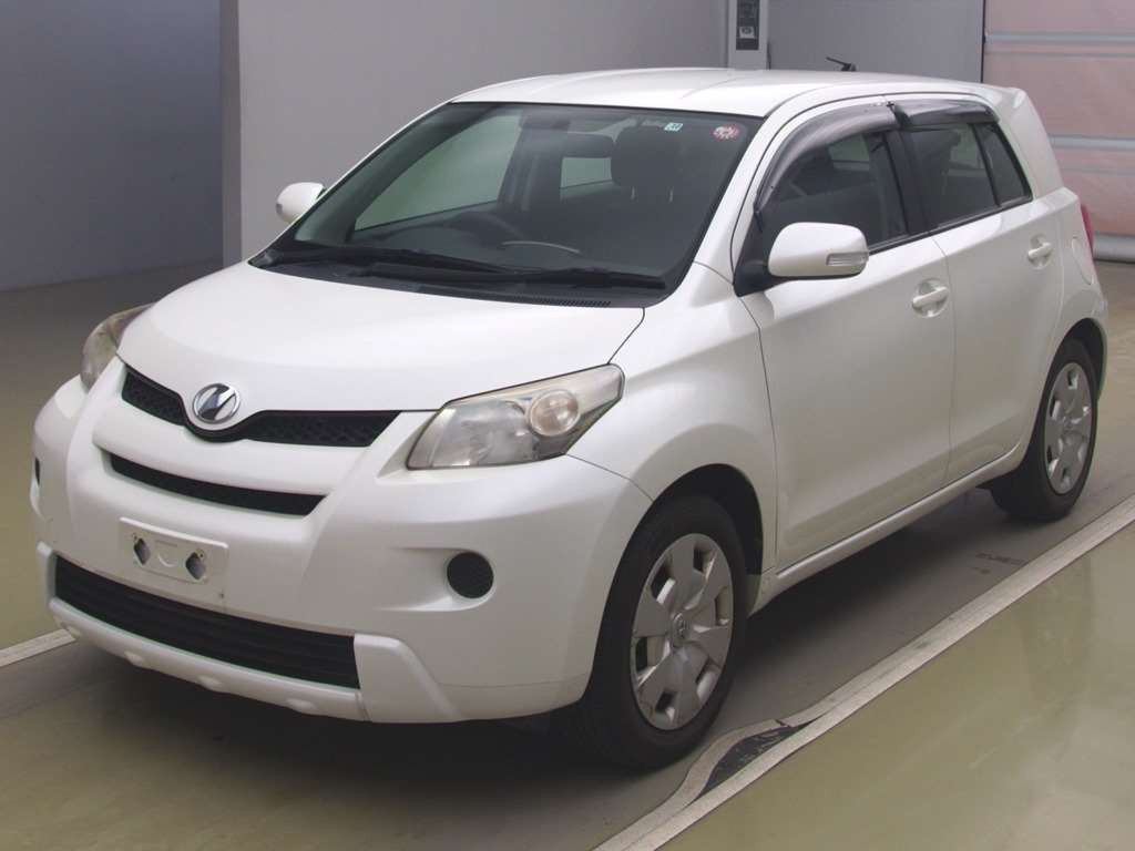 2011 Toyota IST NCP110[0]