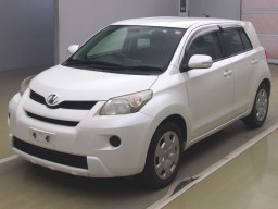 2011 Toyota IST