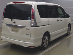 2011 Nissan Serena