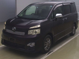 2011 Toyota Voxy