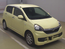 2013 Toyota Pixis Epoch