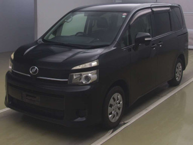 2011 Toyota Voxy