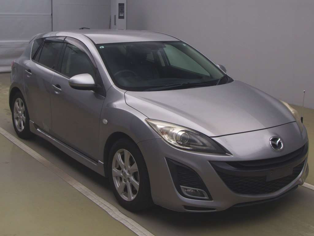 2011 Mazda Axela Sport BL5FW[2]