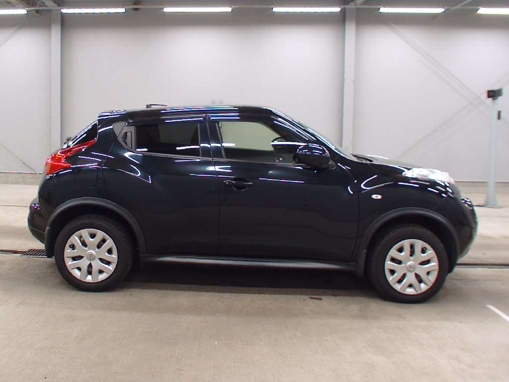 2013 Nissan JUKE YF15[2]