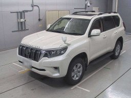 2022 Toyota Land Cruiser Prado